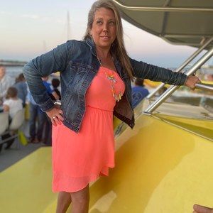 Meet your Posher, Stacie